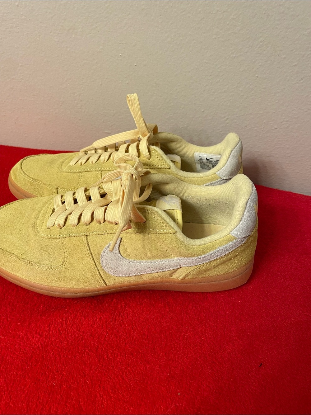 Nike women’s size10